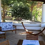 Sunrise Bed & Breakfast 4*