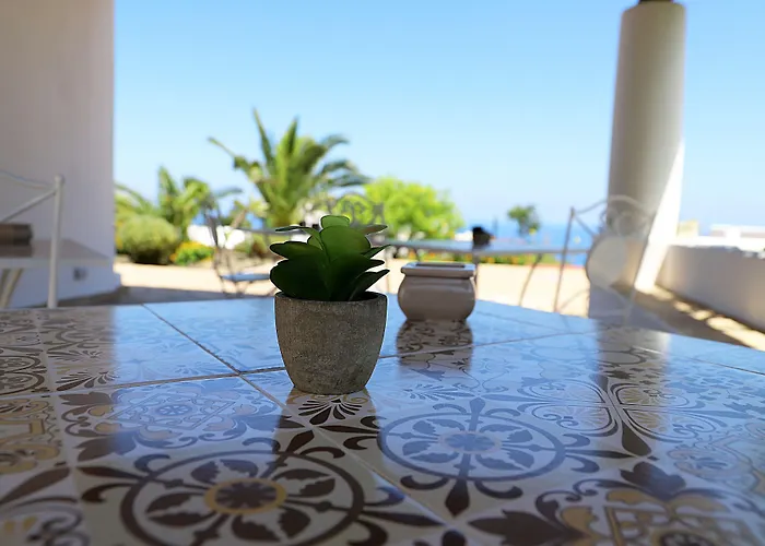 Sunrise Bed & Breakfast 4*