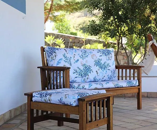 Bed & Breakfast Sunrise Santa Marina Salina